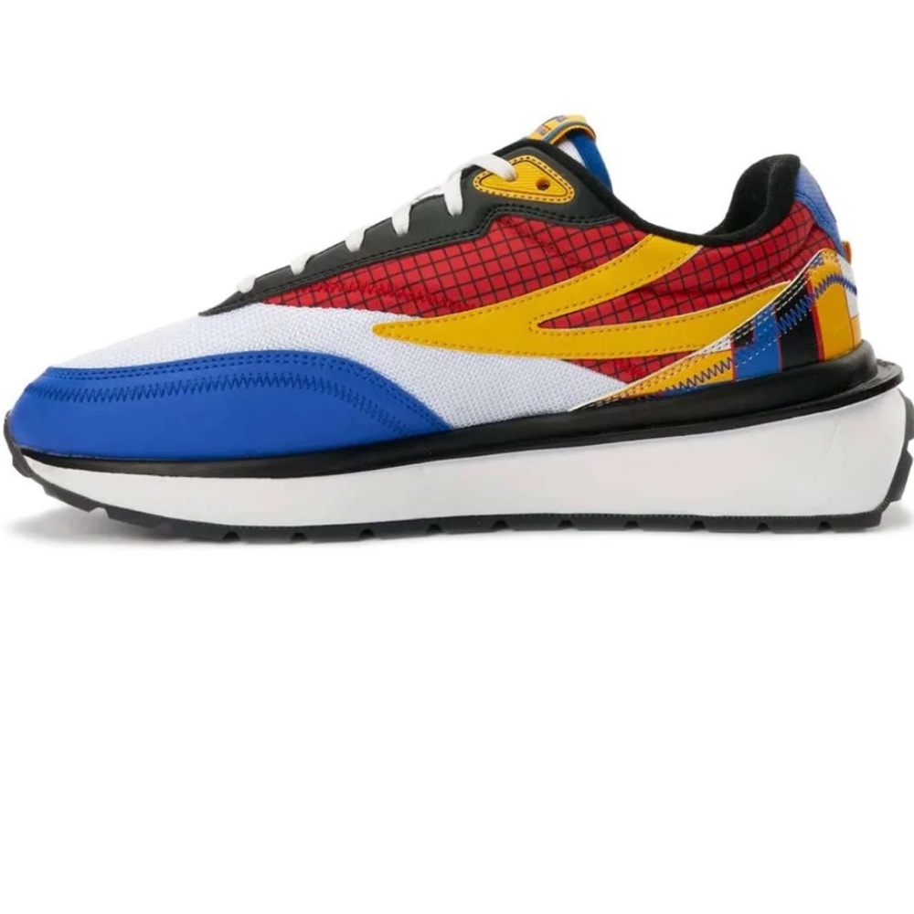 Men's FILA Renno Sneakers MAKE ME AN OFFER!
Only worn once!